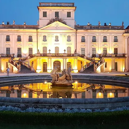 Ingrid Panzio Hotell Bük